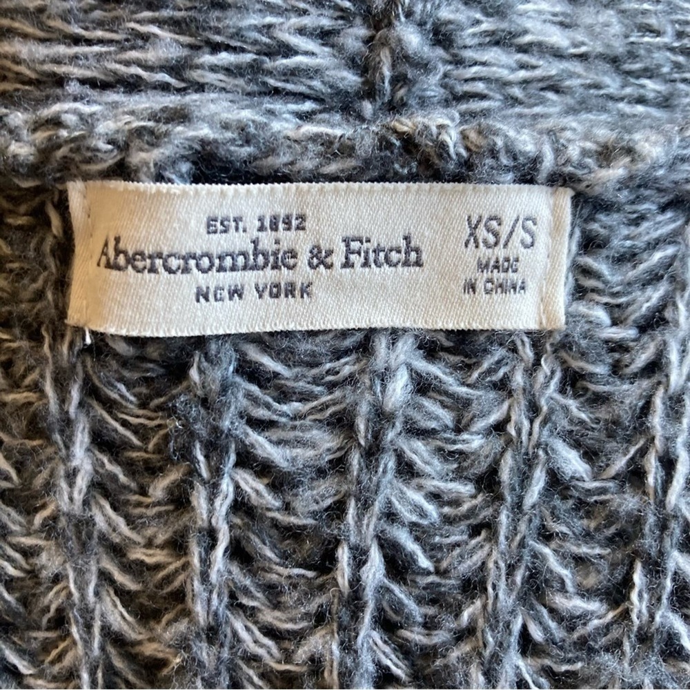 Abercrombie & Fitch Grey Heathered Knit Wool Blend Cardigan Size XS/S - Picture 3 of 4